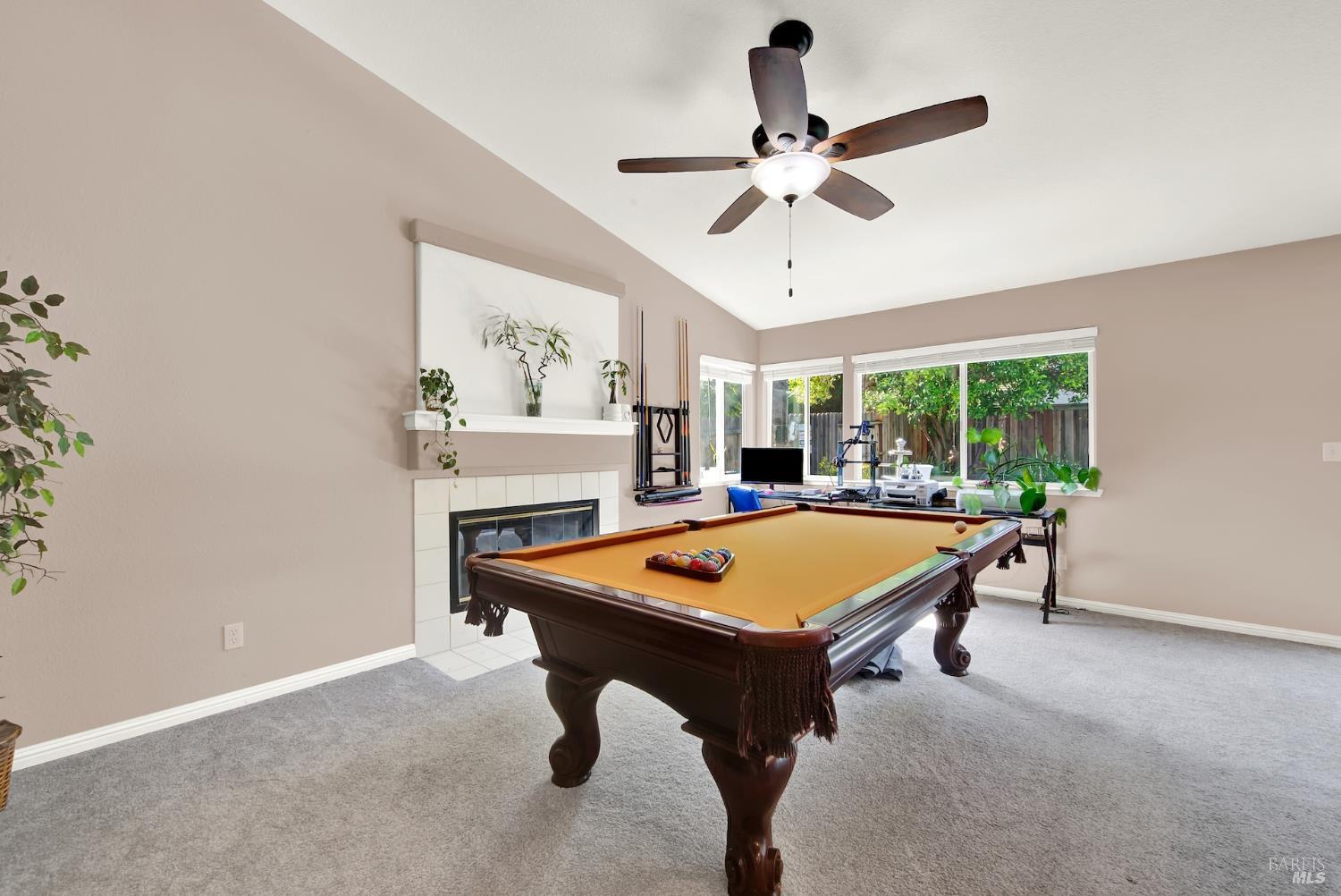 921 Topaz Circle Vacaville CA 95687