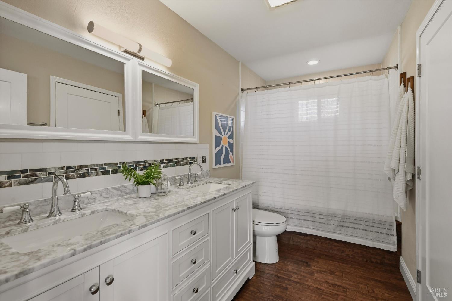 12521 Lakeshore Drive Clearlake CA 95422