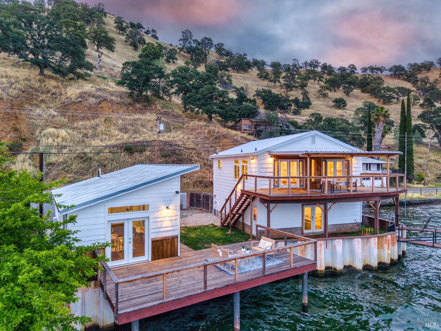 12521 Lakeshore Drive Clearlake CA 95422