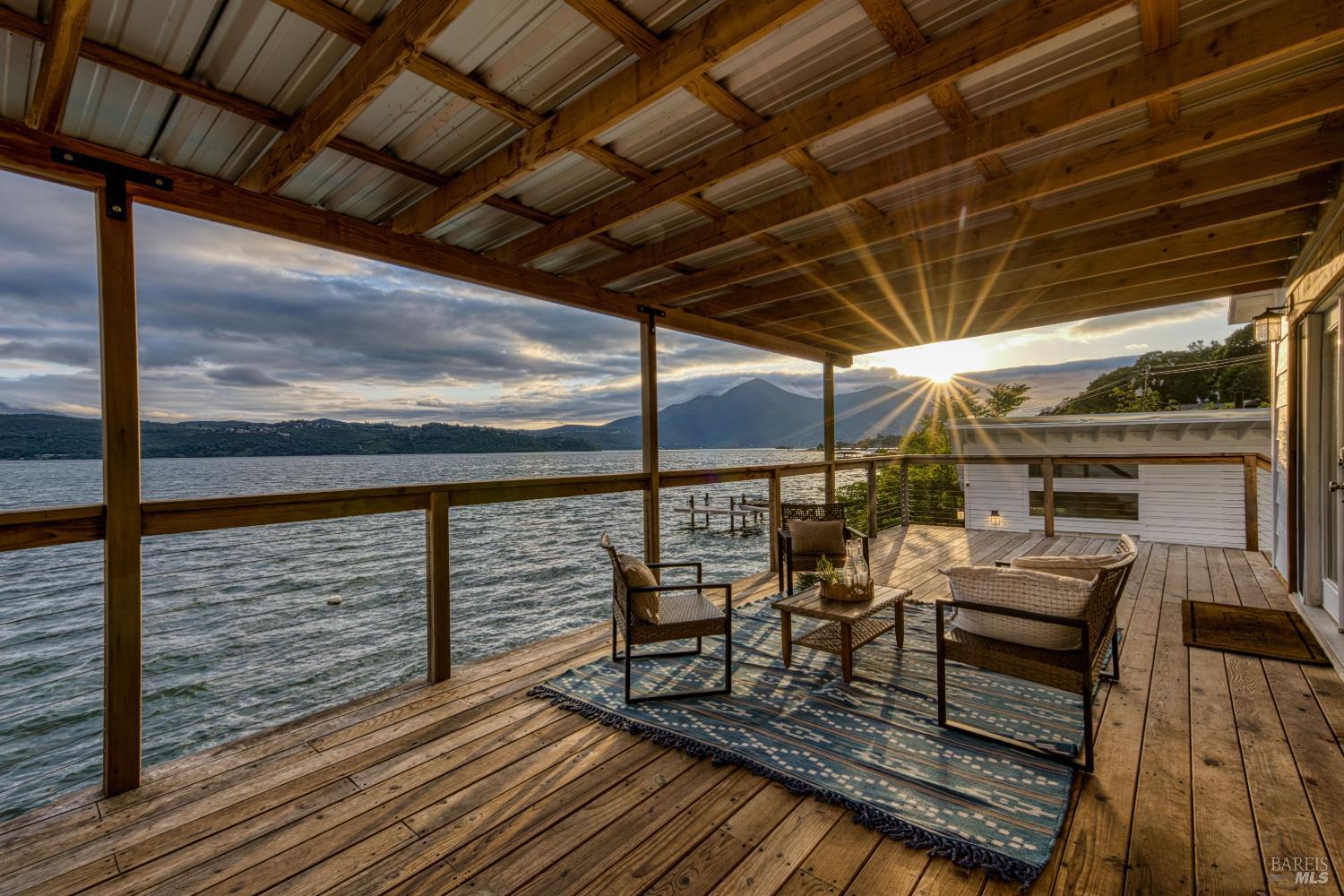 12521 Lakeshore Drive Clearlake CA 95422