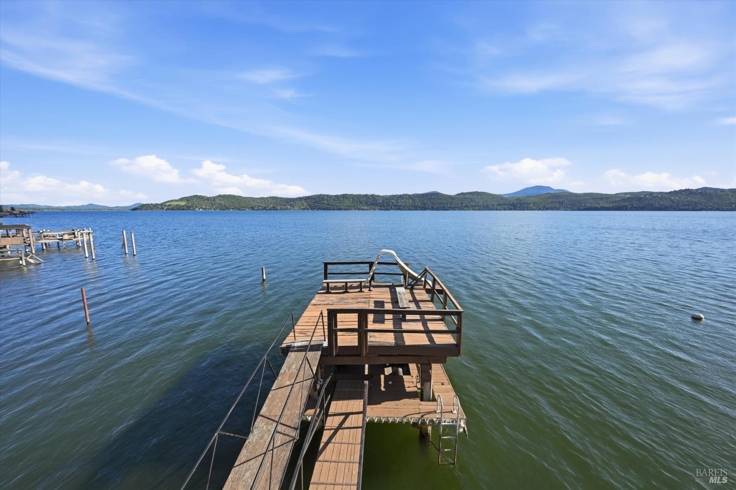 12521 Lakeshore Drive Clearlake CA 95422