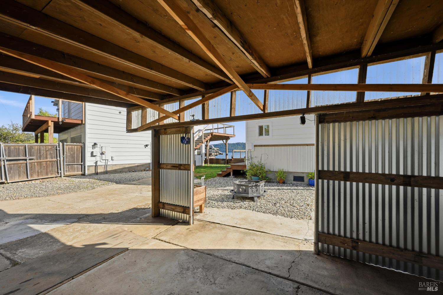 12521 Lakeshore Drive Clearlake CA 95422