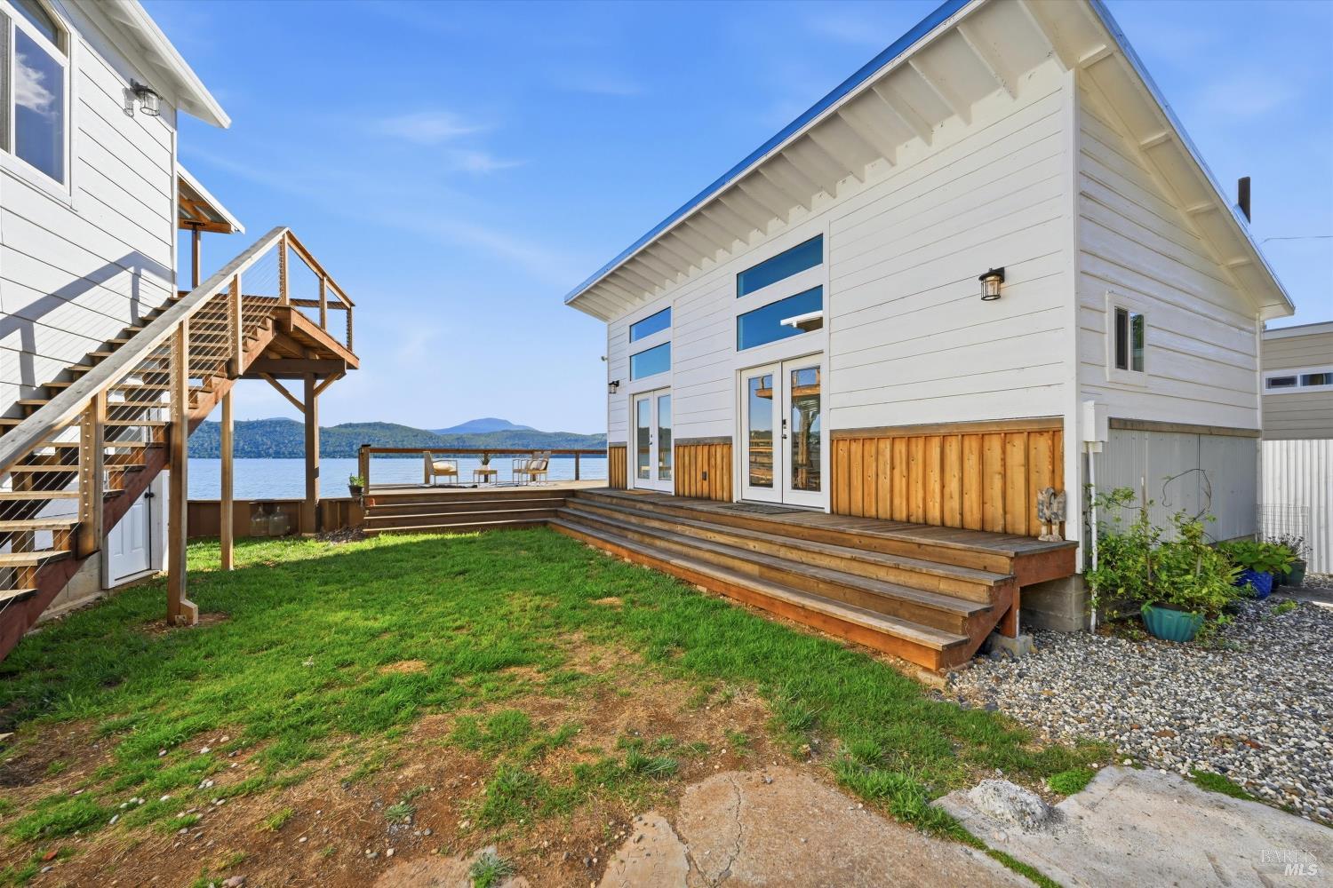 12521 Lakeshore Drive Clearlake CA 95422