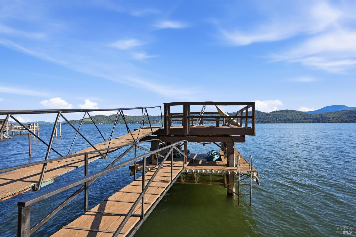 12521 Lakeshore Drive Clearlake CA 95422