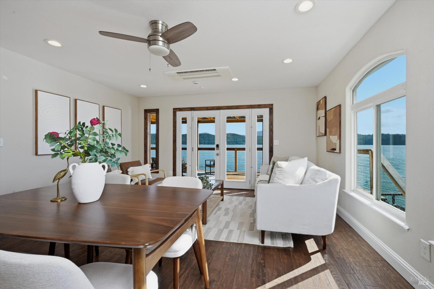 12521 Lakeshore Drive Clearlake CA 95422