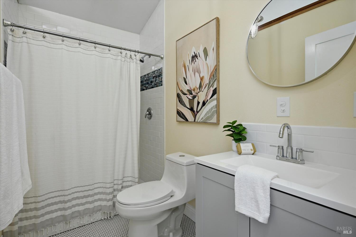 12521 Lakeshore Drive Clearlake CA 95422