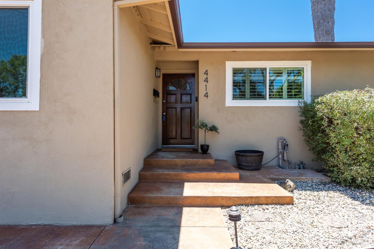 4414 Vine Street Santa Rosa CA 95409
