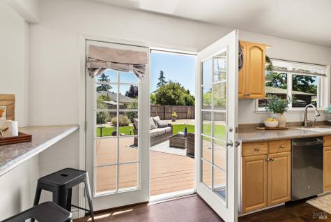 4414 Vine Street Santa Rosa CA 95409