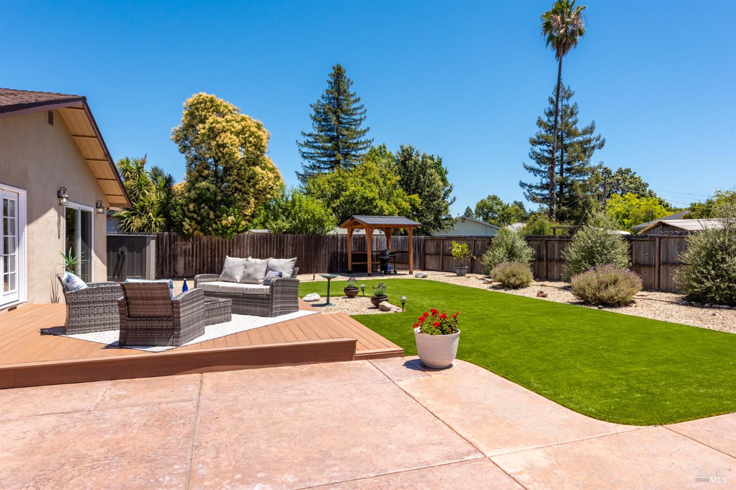 4414 Vine Street Santa Rosa CA 95409