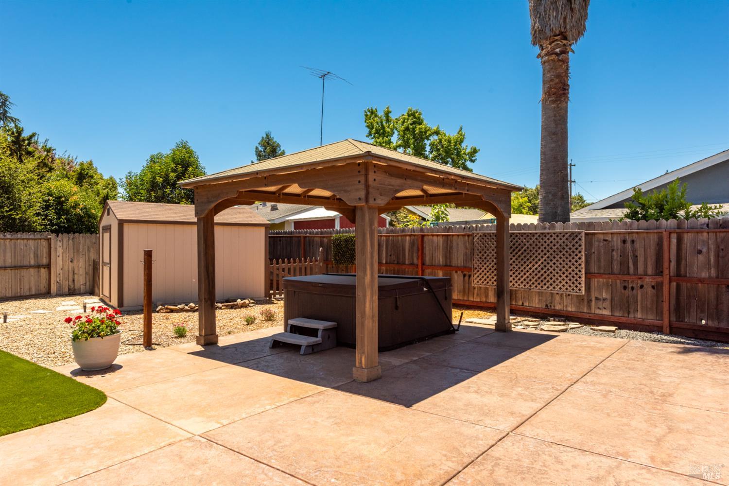 4414 Vine Street Santa Rosa CA 95409