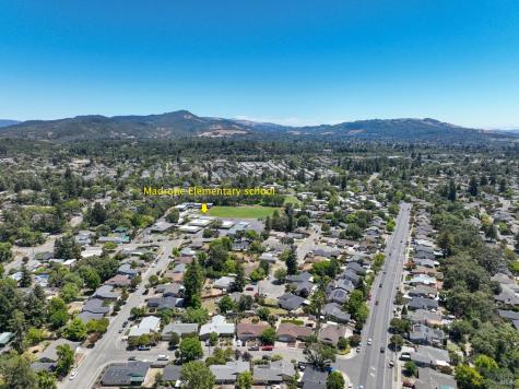 4414 Vine Street Santa Rosa CA 95409