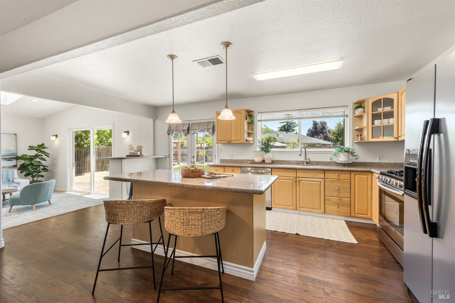 4414 Vine Street Santa Rosa CA 95409