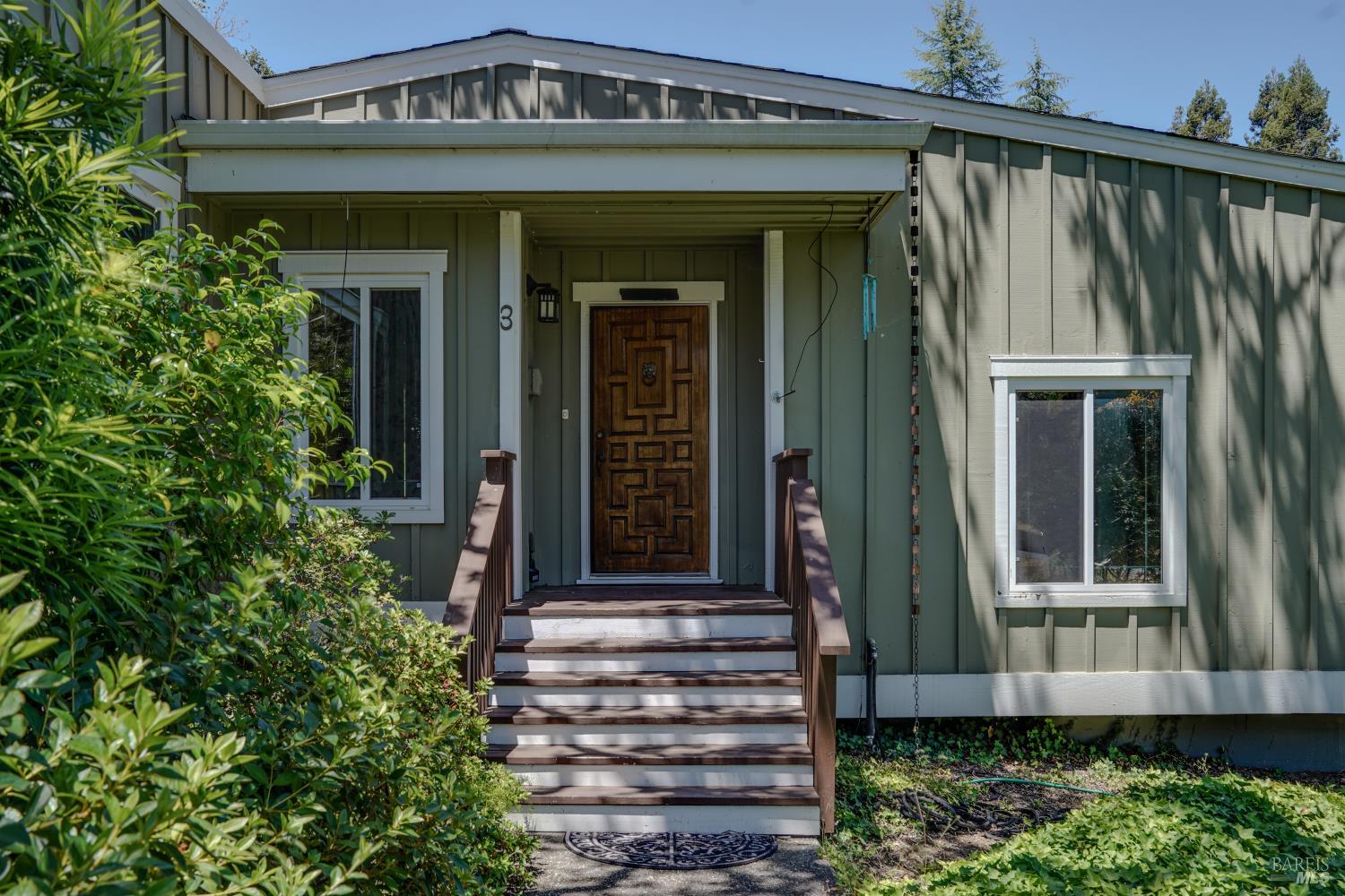 3 Oak Grove Way Napa CA 94559