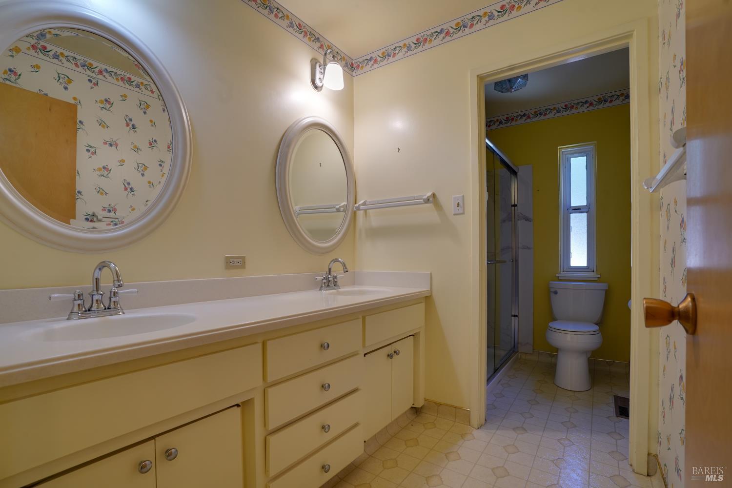 3 Oak Grove Way Napa CA 94559