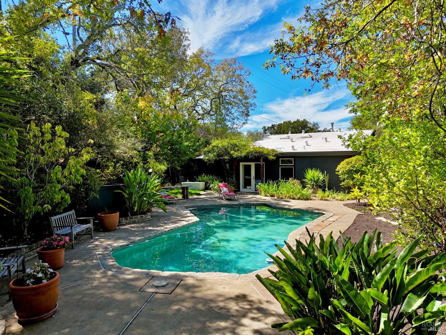 1543 Ridge Road Sonoma CA 95476