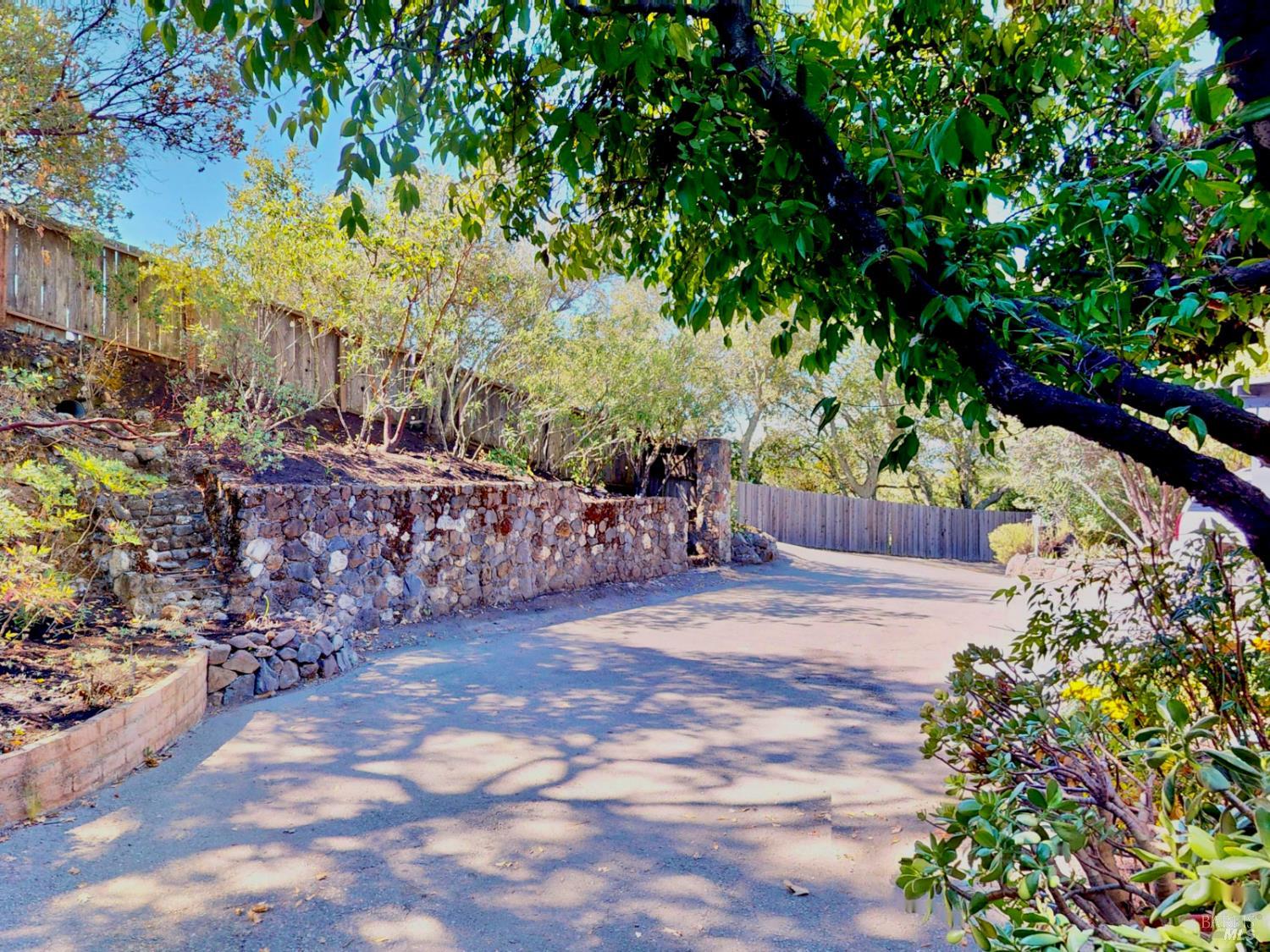 1543 Ridge Road Sonoma CA 95476
