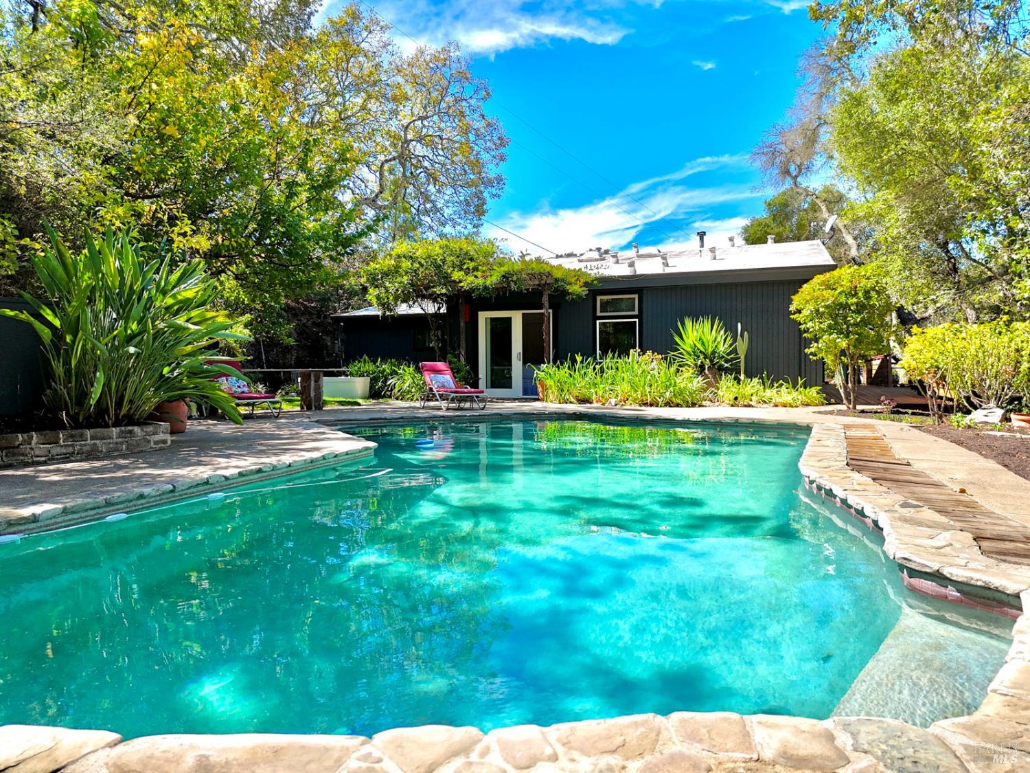 1543 Ridge Road Sonoma CA 95476