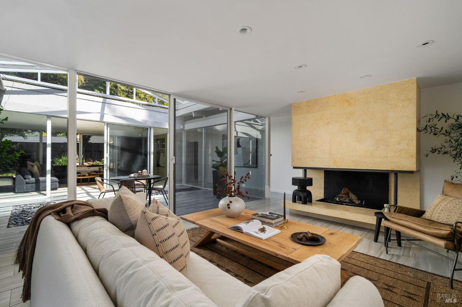 43 La Crescenta Way San Rafael CA 94901