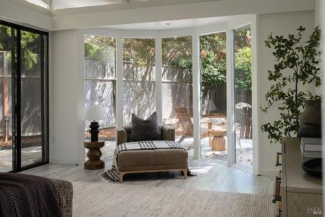 43 La Crescenta Way San Rafael CA 94901