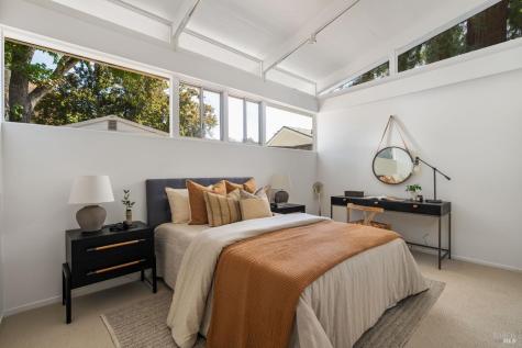 43 La Crescenta Way San Rafael CA 94901