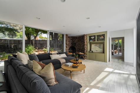 43 La Crescenta Way San Rafael CA 94901