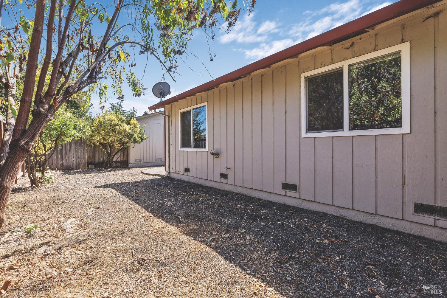 2325 Gads Hill Street Santa Rosa CA 95401