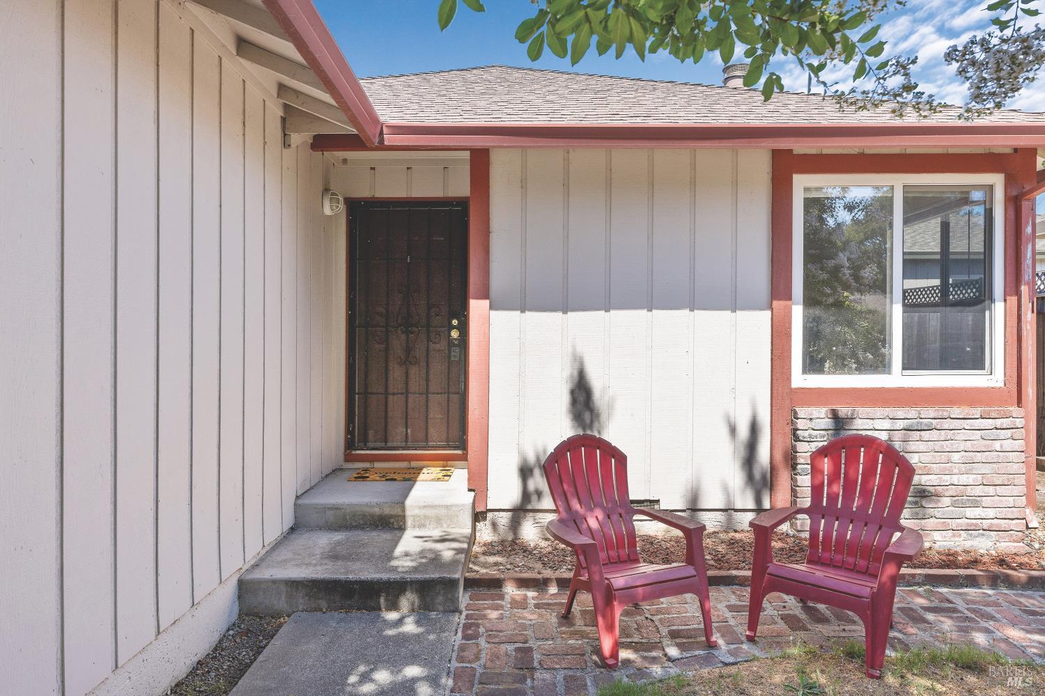 2325 Gads Hill Street Santa Rosa CA 95401