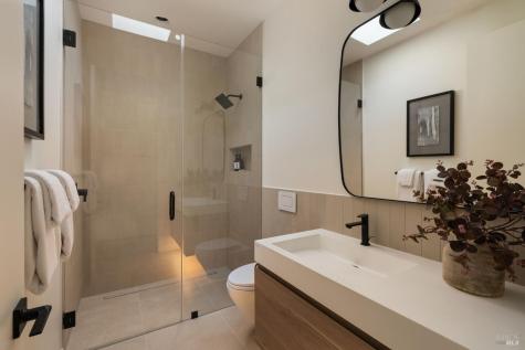 105 Oak Avenue Kentfield CA 94904