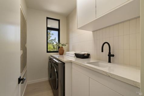 105 Oak Avenue Kentfield CA 94904