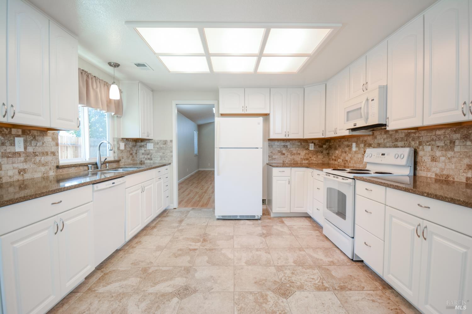150 Bloom Drive Dixon CA 95620