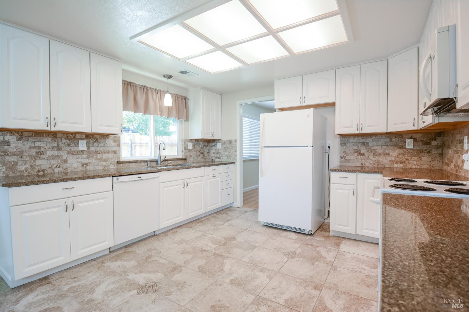 150 Bloom Drive Dixon CA 95620