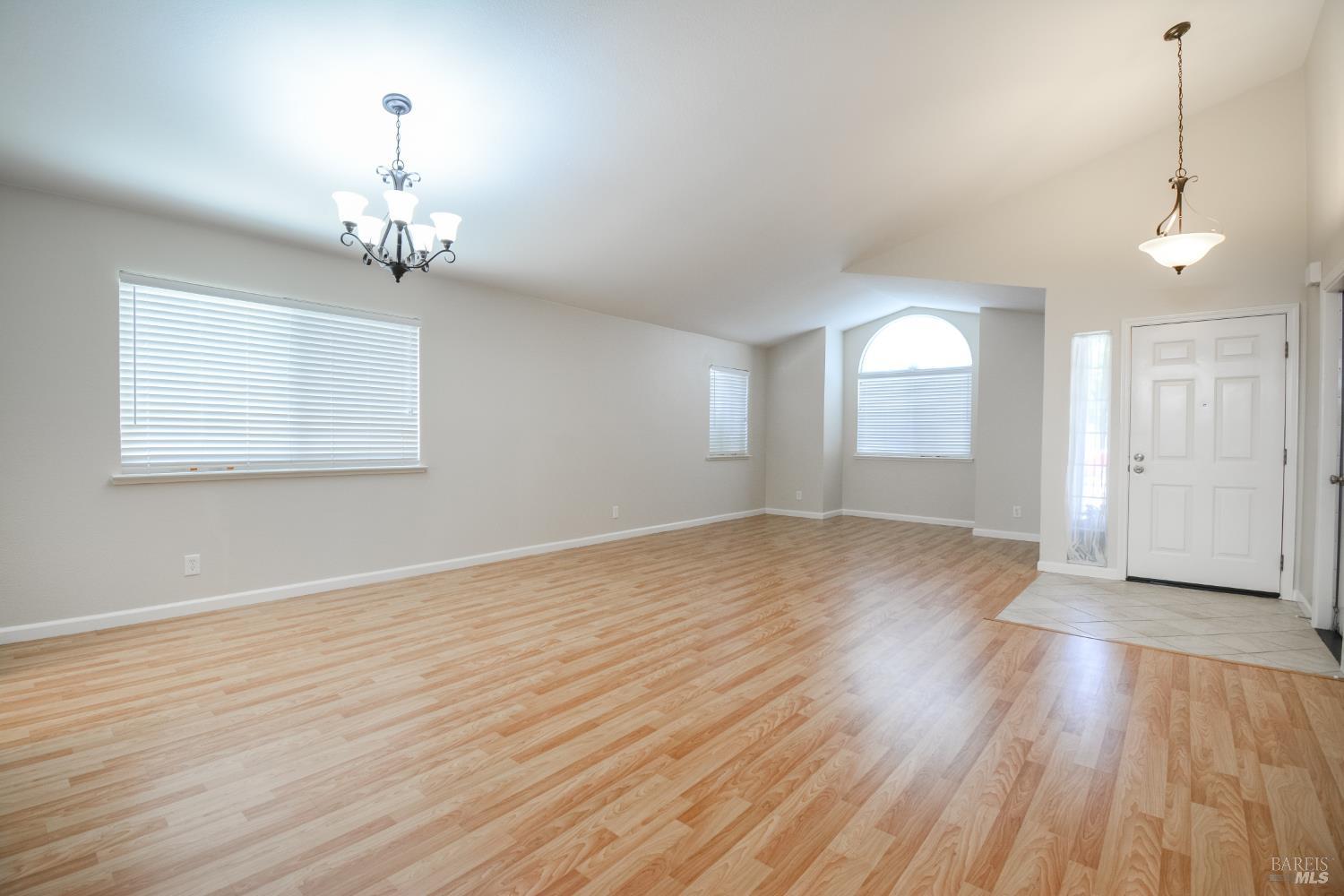 150 Bloom Drive Dixon CA 95620
