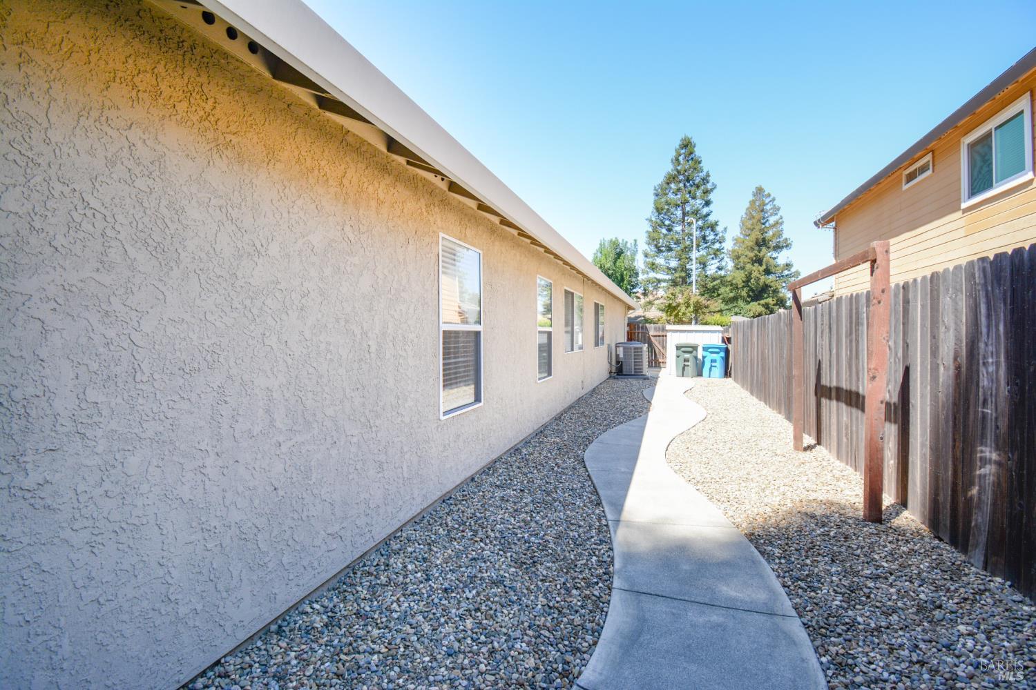 150 Bloom Drive Dixon CA 95620