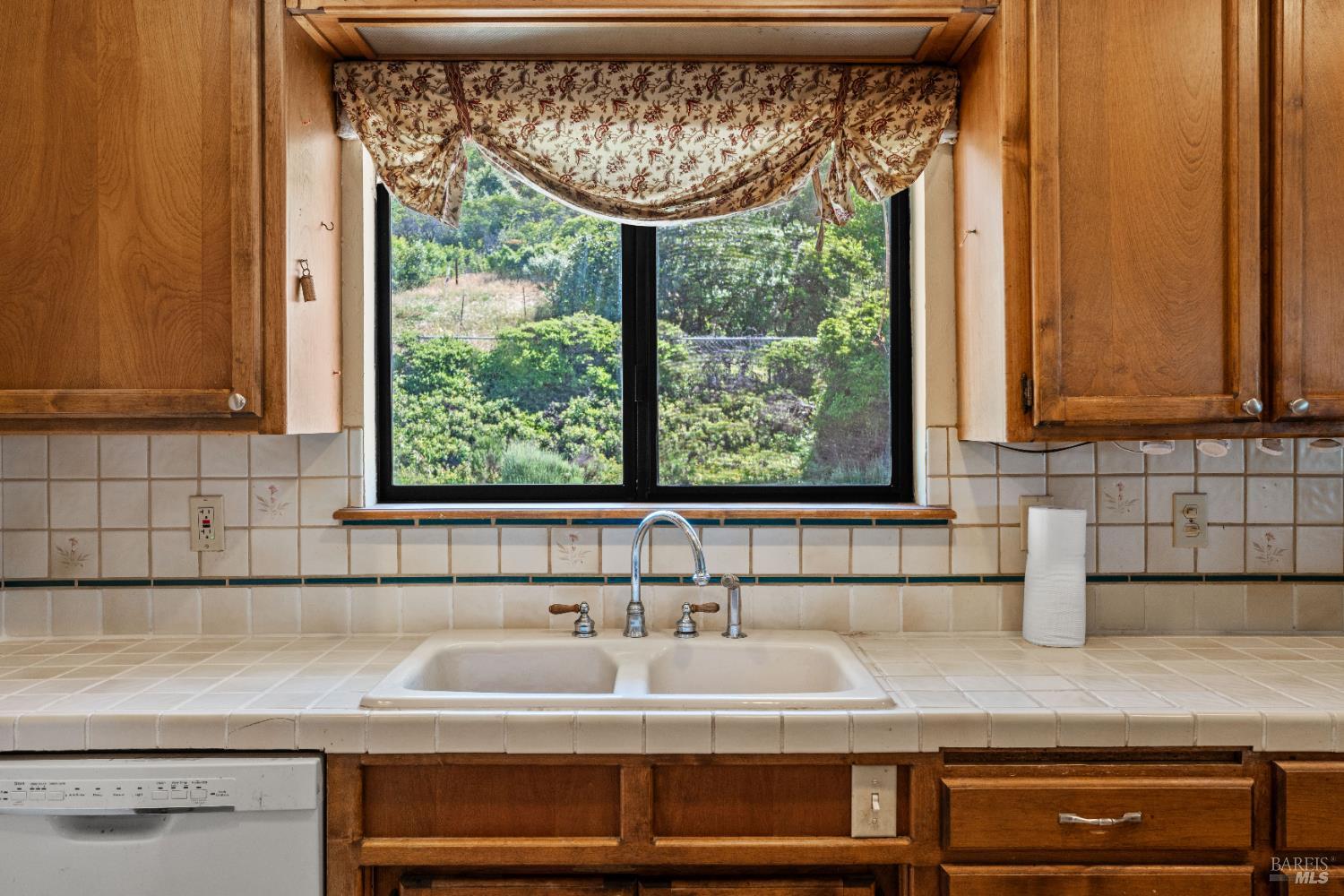 4901 Eastside Calpella Road Ukiah CA 95482