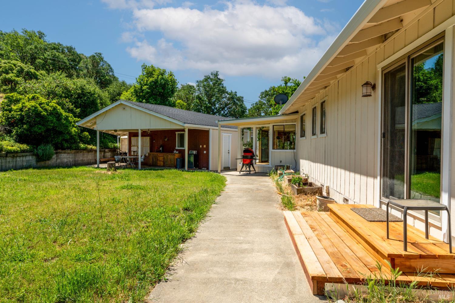 4901 Eastside Calpella Road Ukiah CA 95482