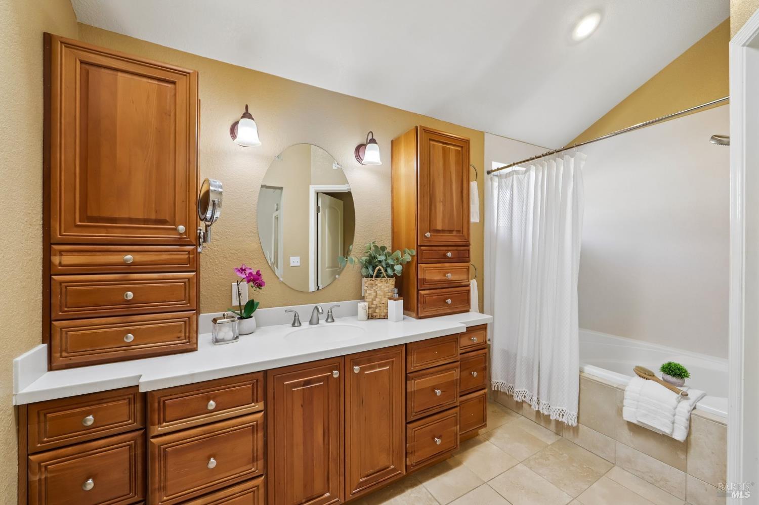 2474 Bay Hill Circle Fairfield CA 94534