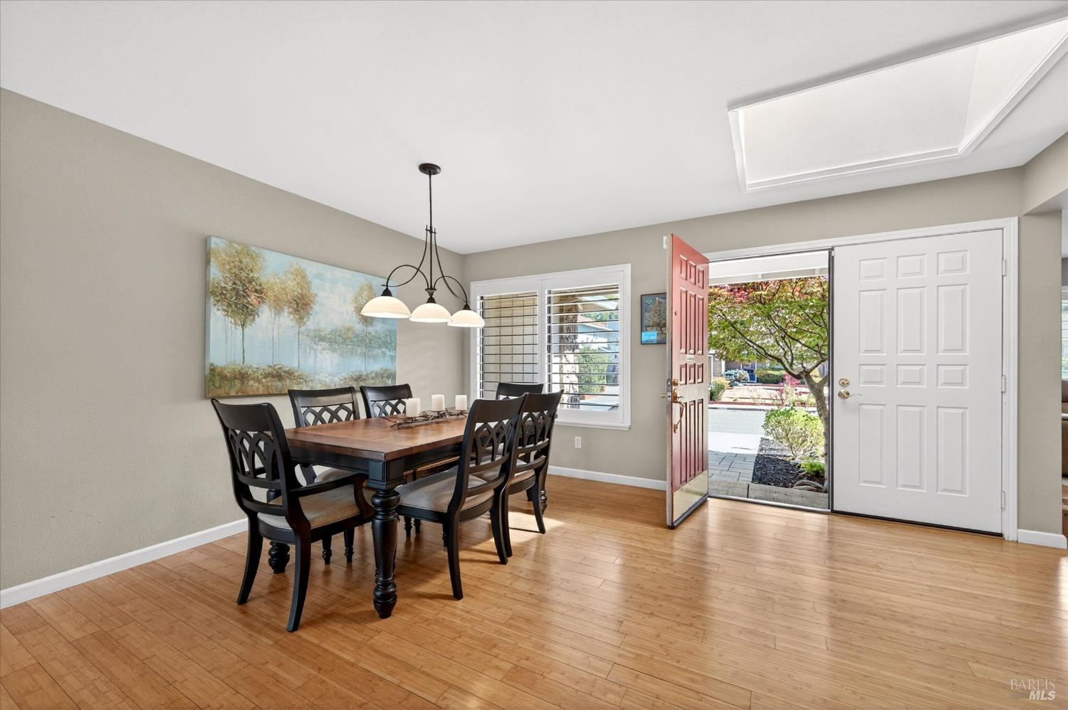 412 Canyon Court Benicia CA 94510