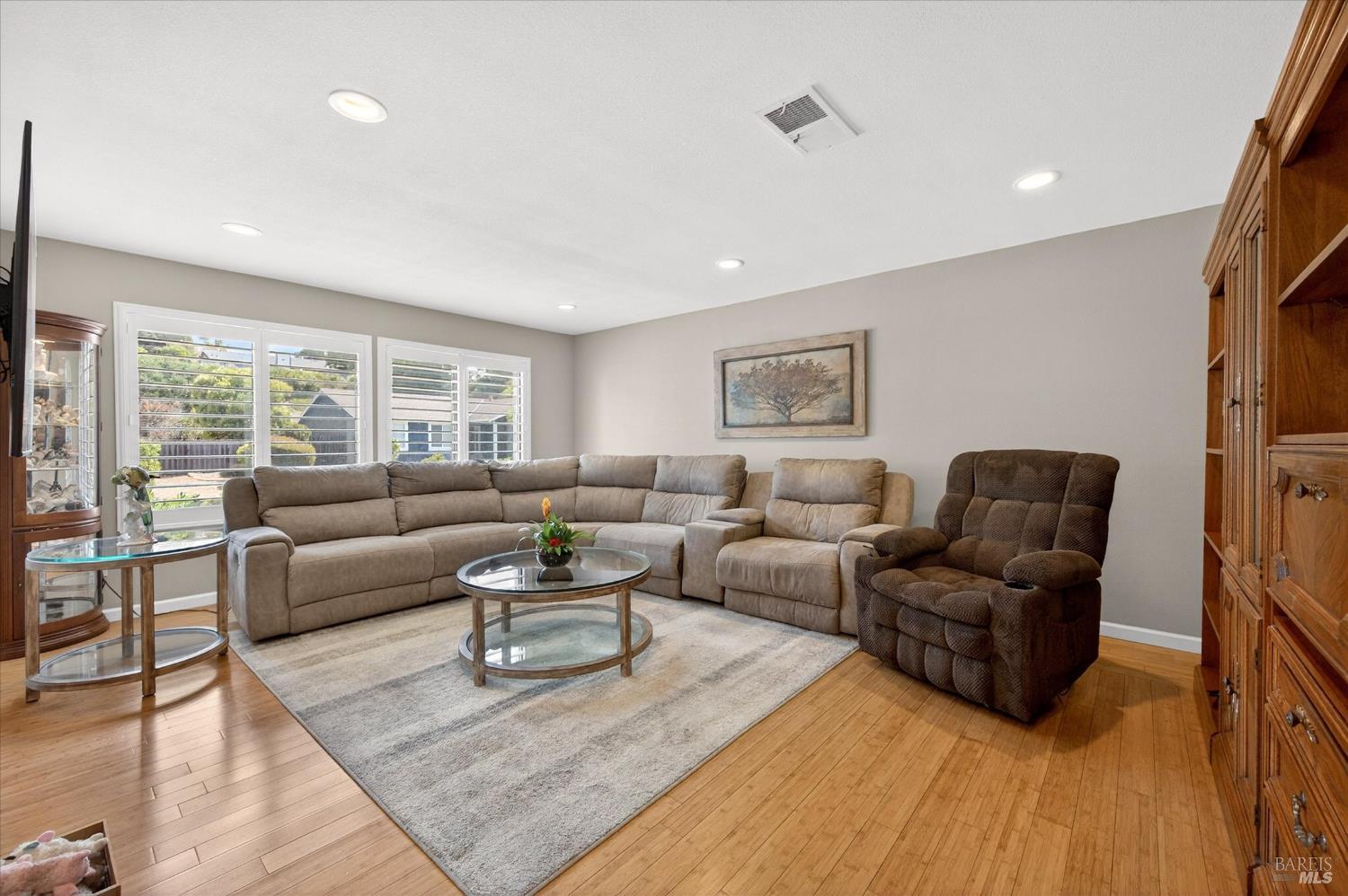 412 Canyon Court Benicia CA 94510