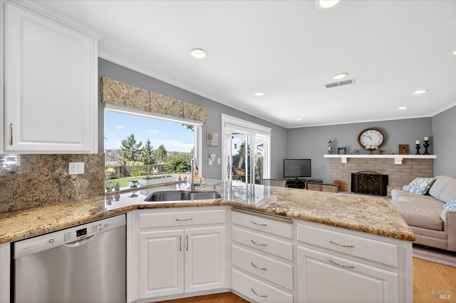 412 Canyon Court Benicia CA 94510