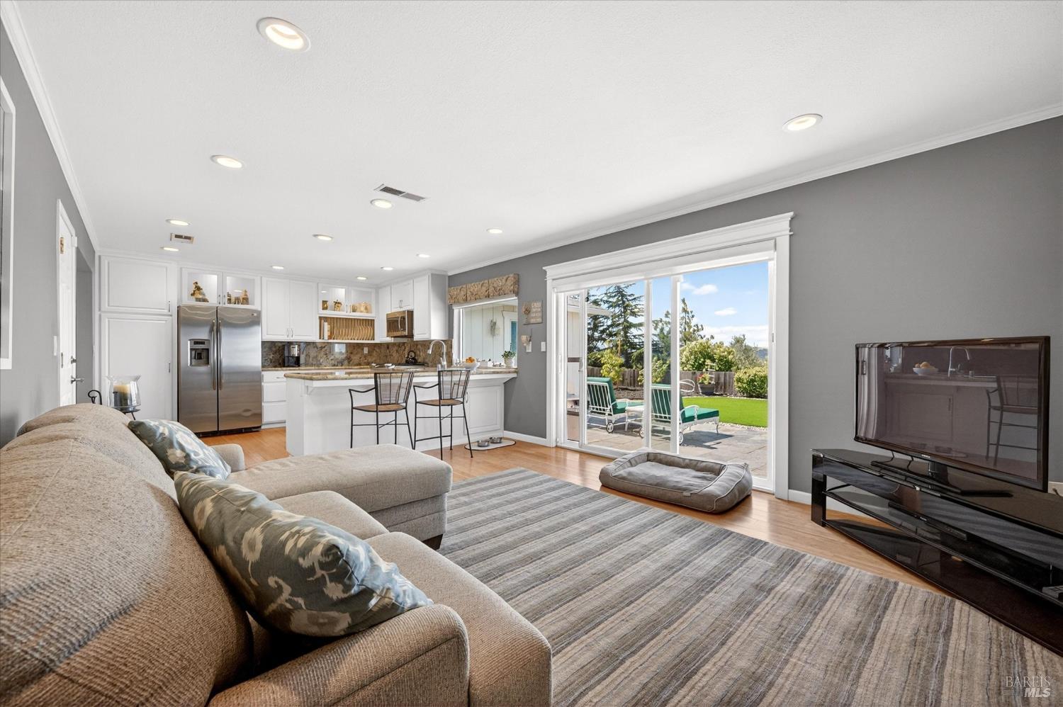 412 Canyon Court Benicia CA 94510