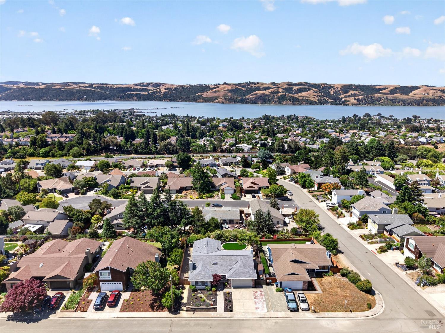 412 Canyon Court Benicia CA 94510