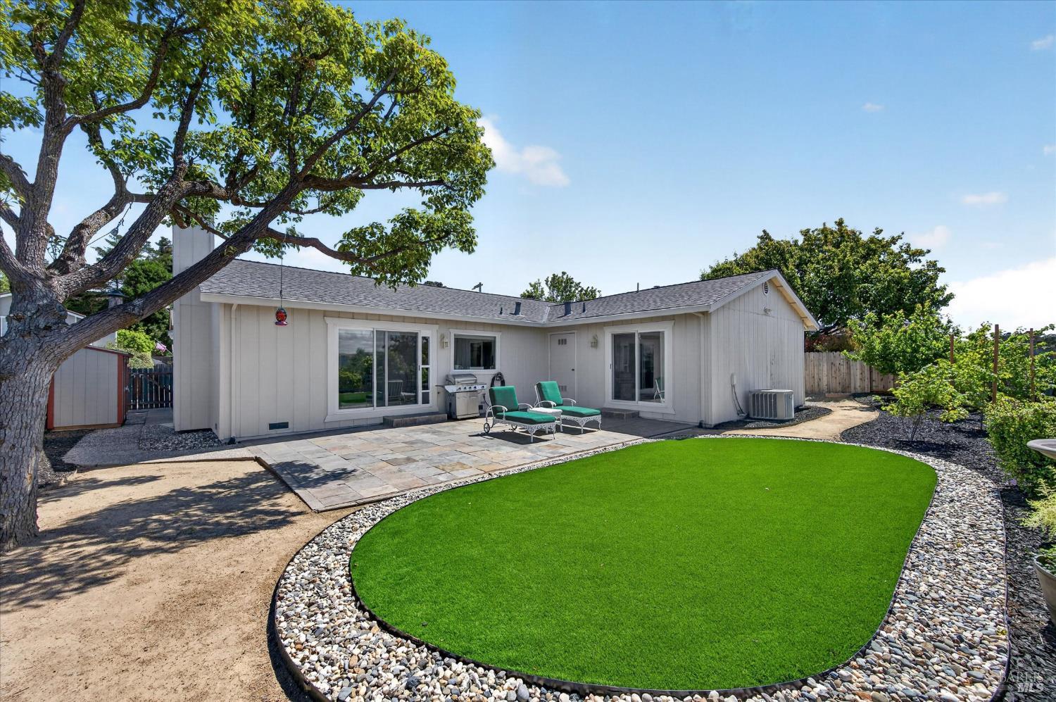 412 Canyon Court Benicia CA 94510