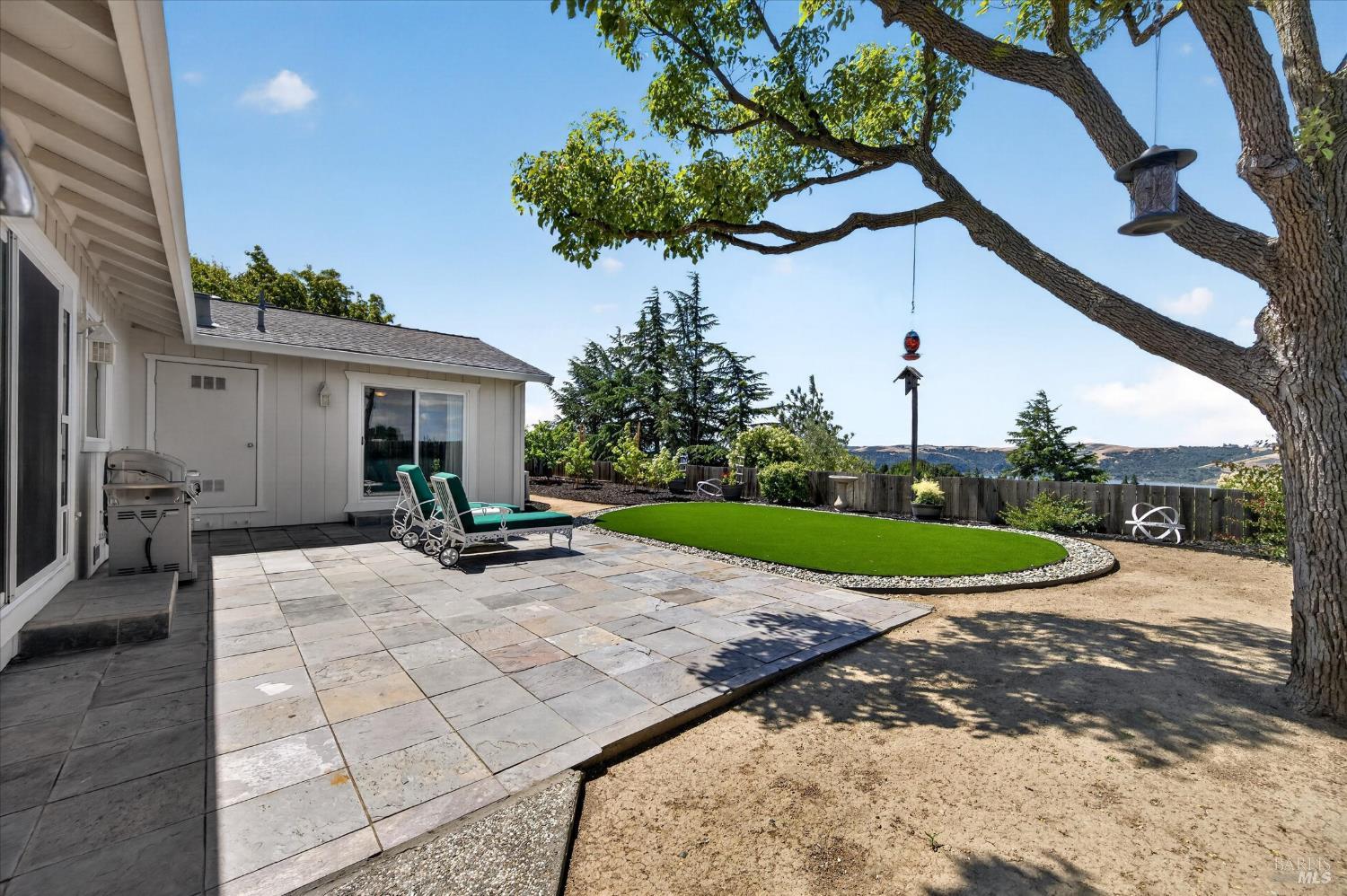 412 Canyon Court Benicia CA 94510