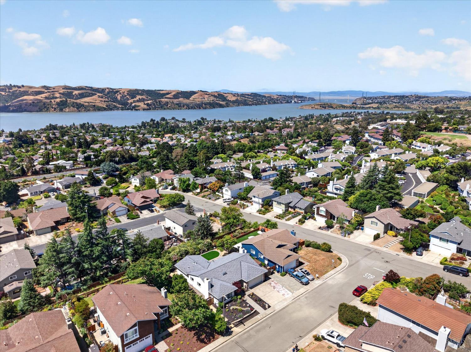 412 Canyon Court Benicia CA 94510