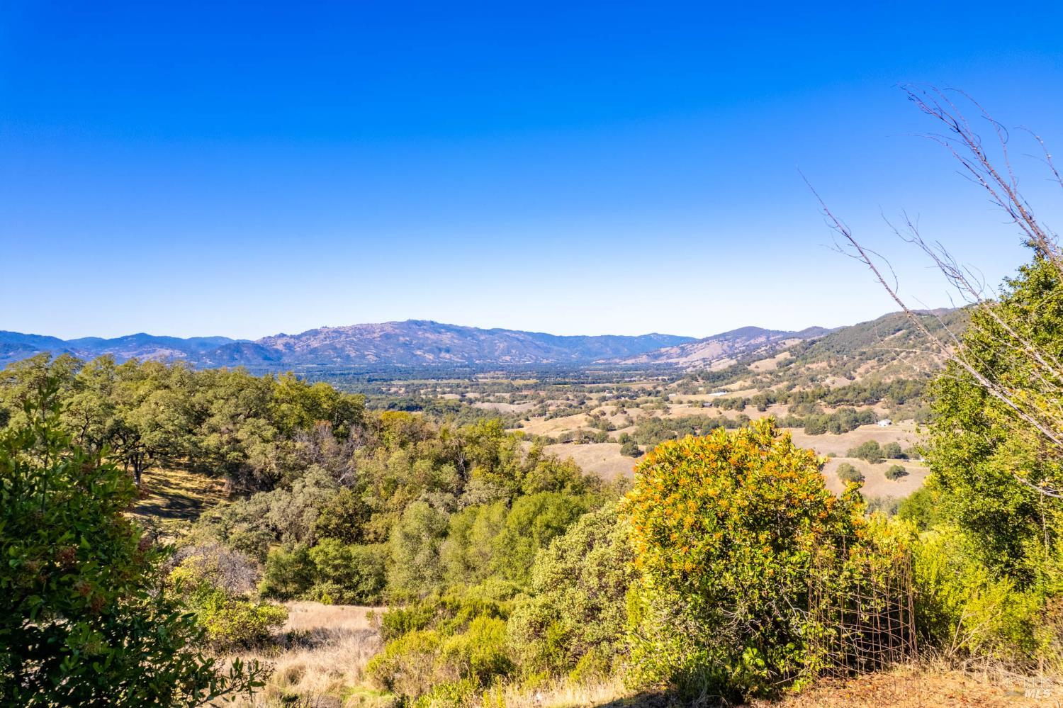 5430-5434 Black Bart Trail Redwood Valley CA 95470