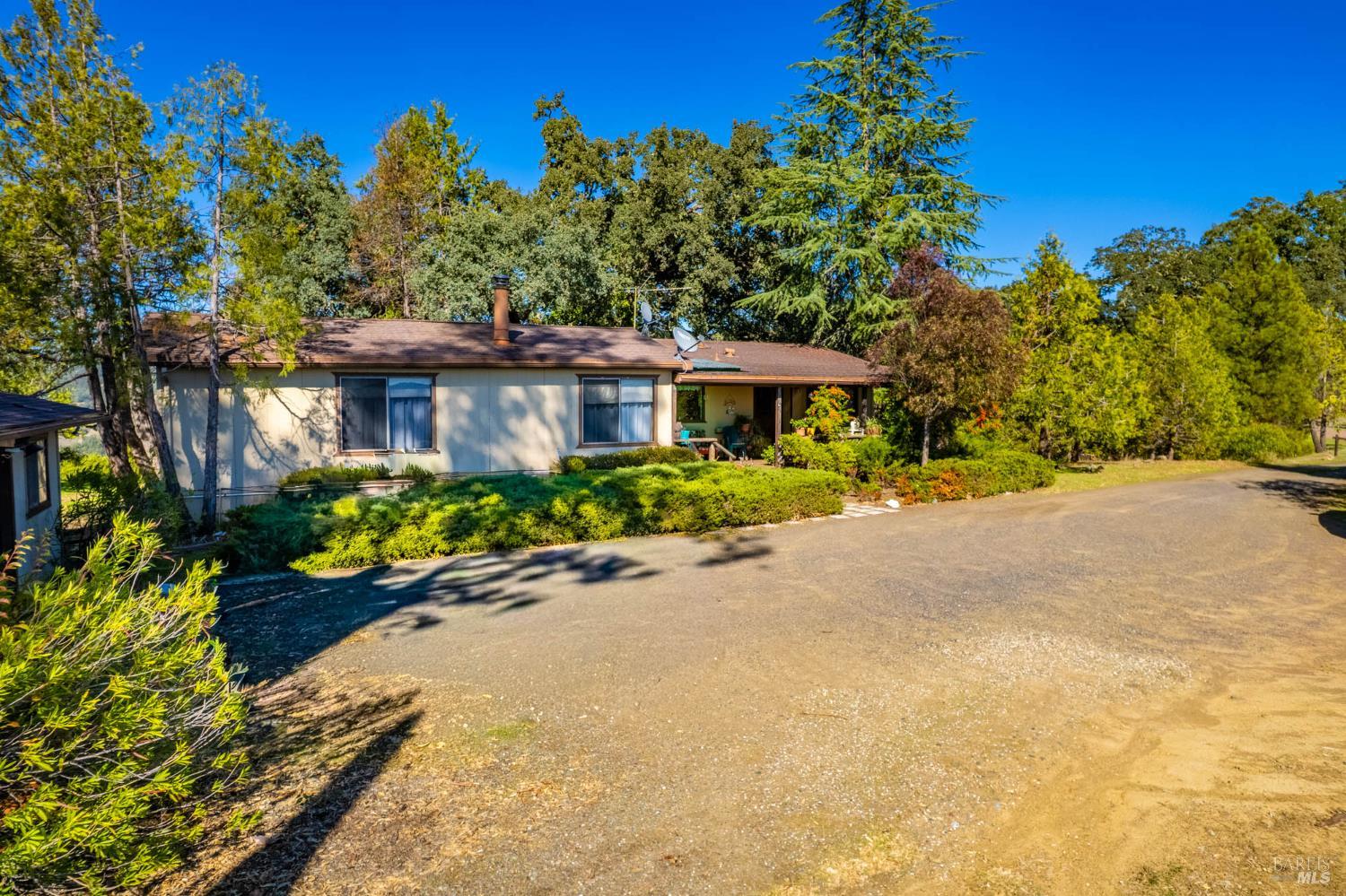 5430-5434 Black Bart Trail Redwood Valley CA 95470