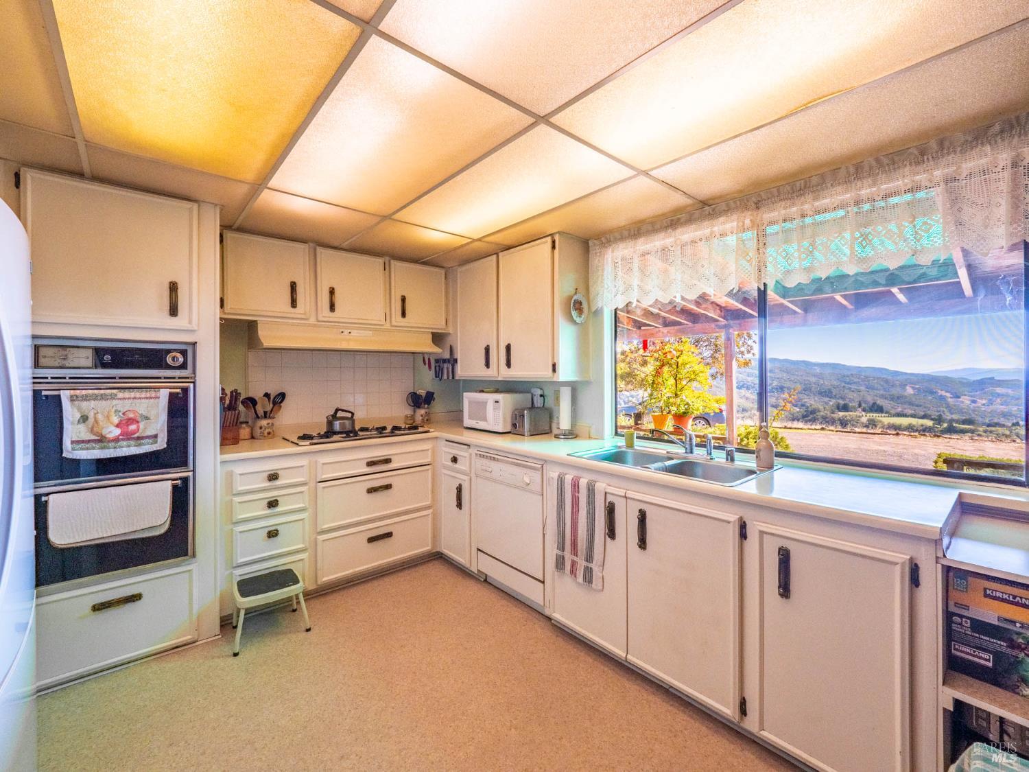 5430-5434 Black Bart Trail Redwood Valley CA 95470