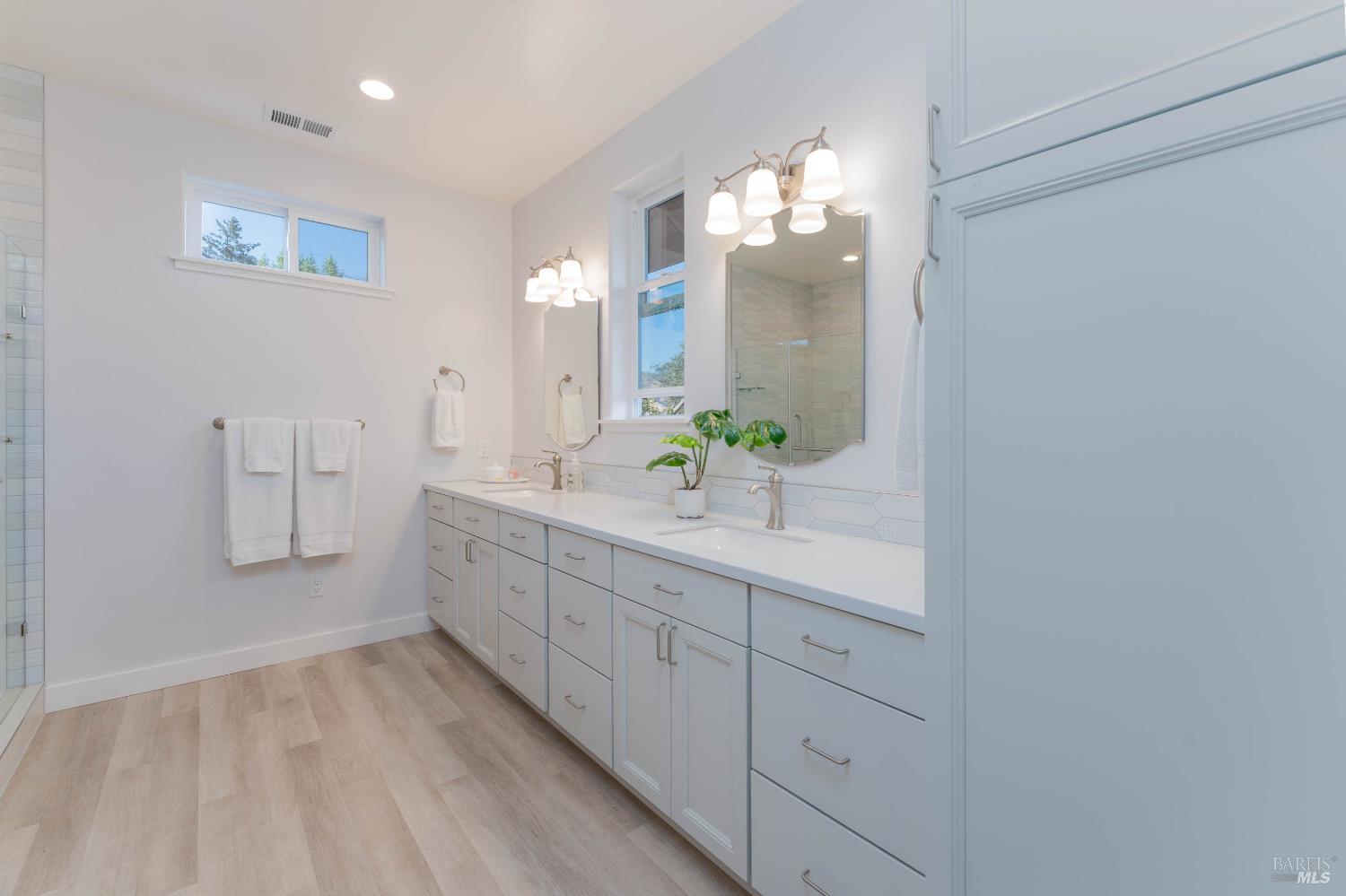 2491 Road L Redwood Valley CA 95470