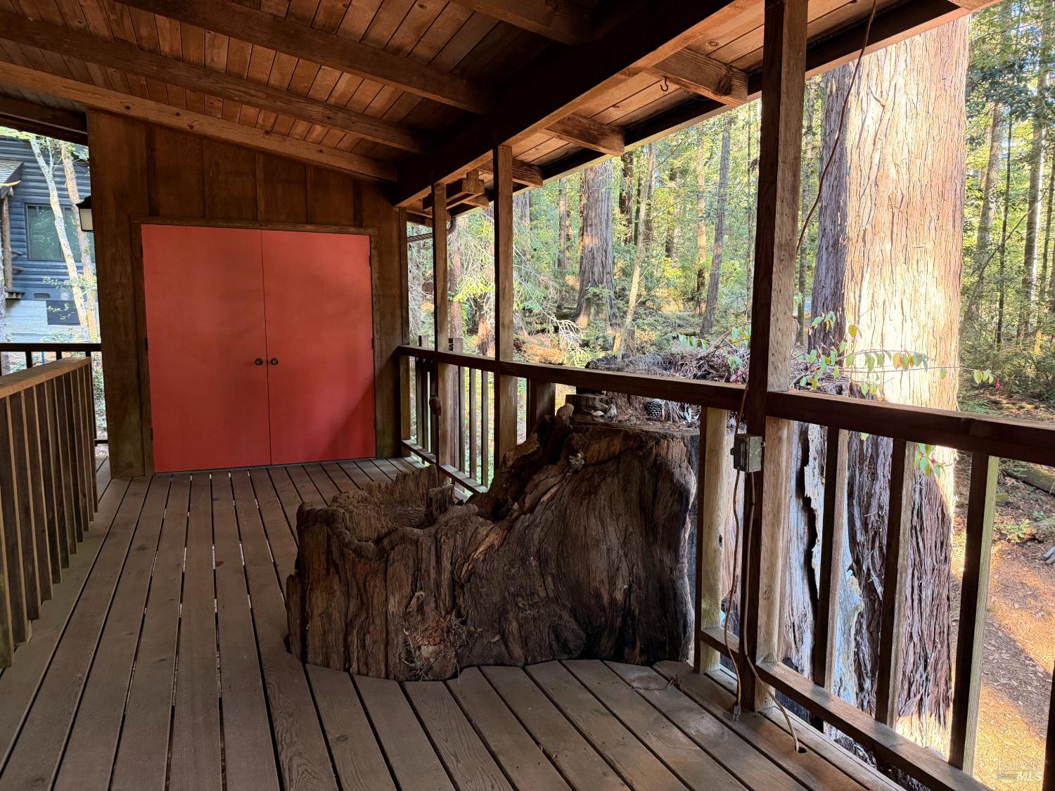 38471 Friendly Avenue Gualala CA 95445
