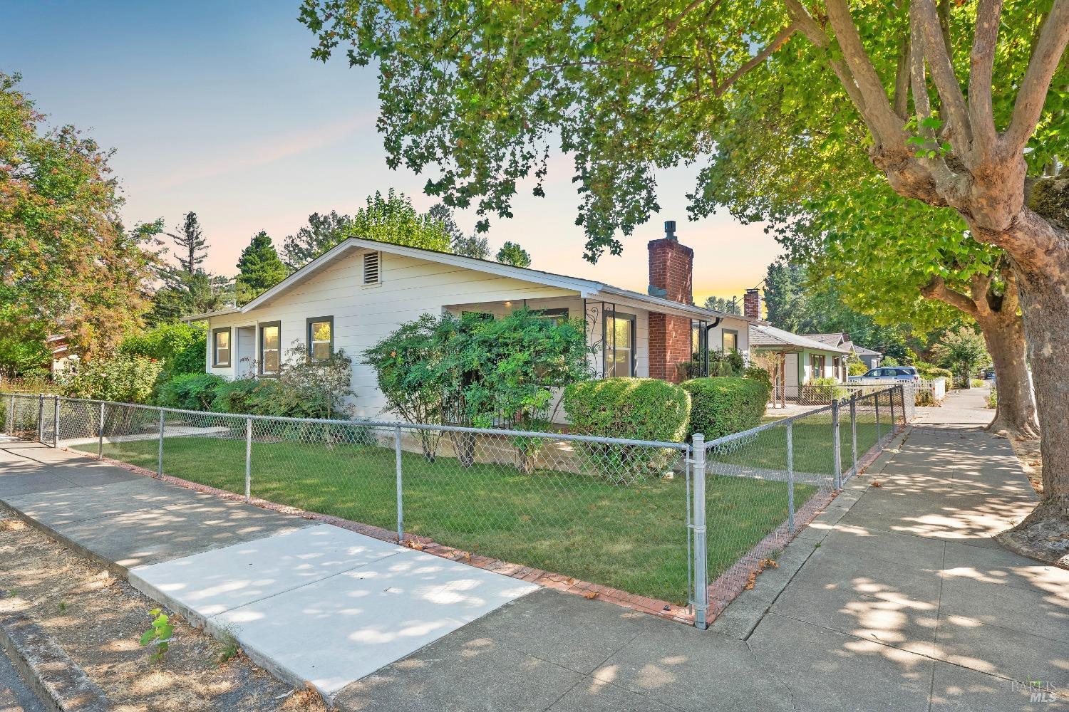 795 N Pine Street Ukiah CA 95482